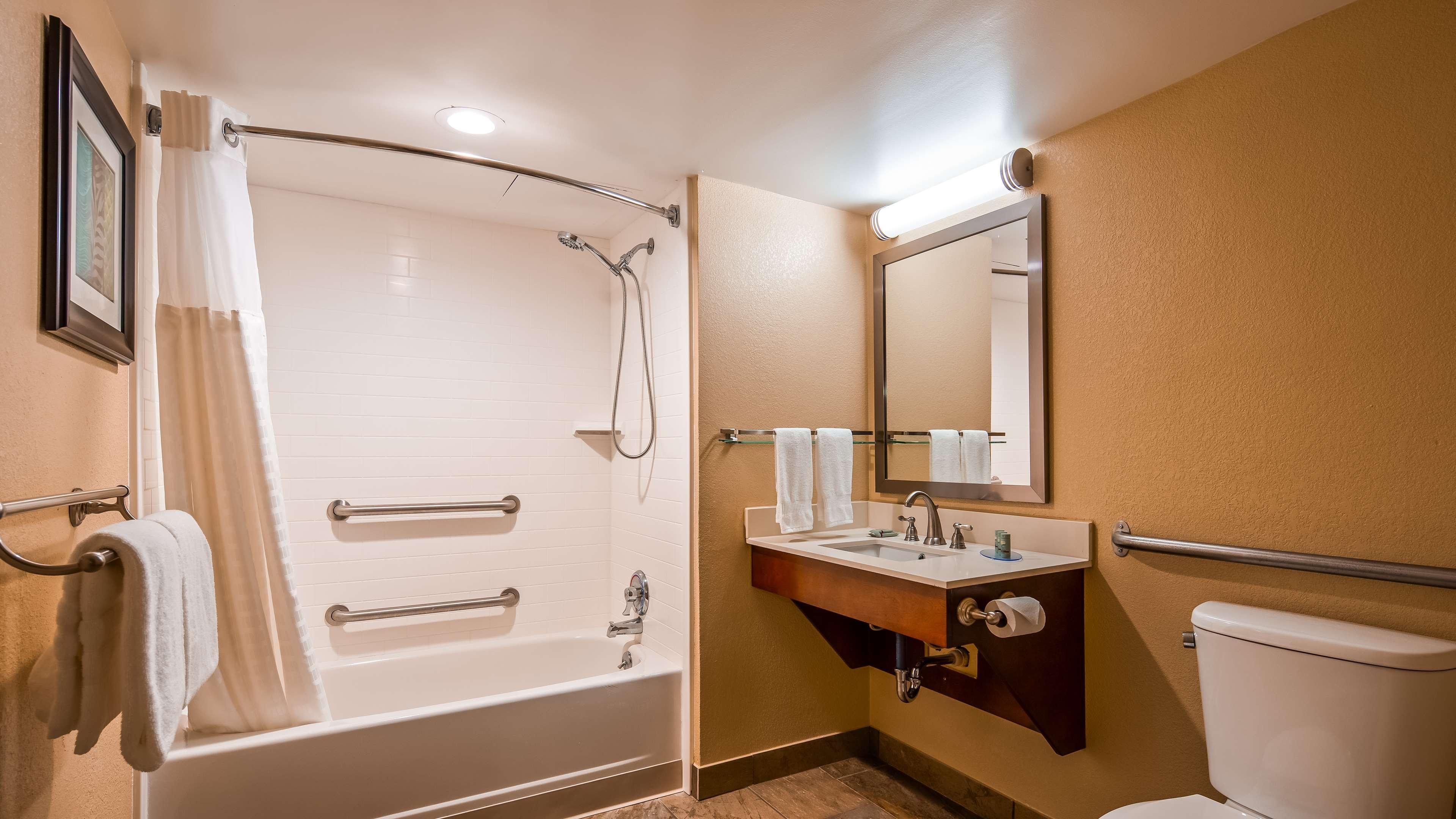 Best Western Warren Hotel Экстерьер фото