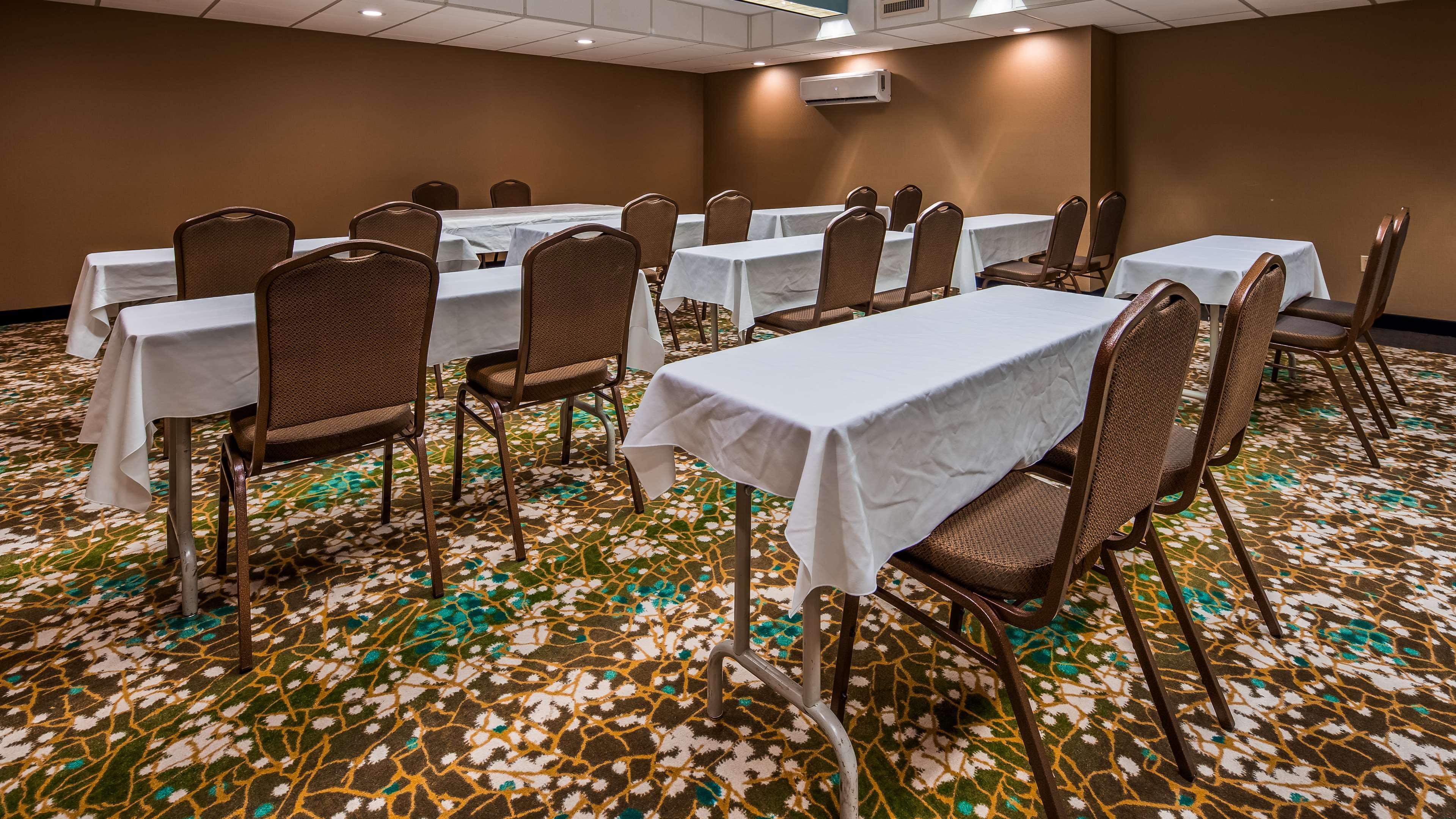 Best Western Warren Hotel Экстерьер фото