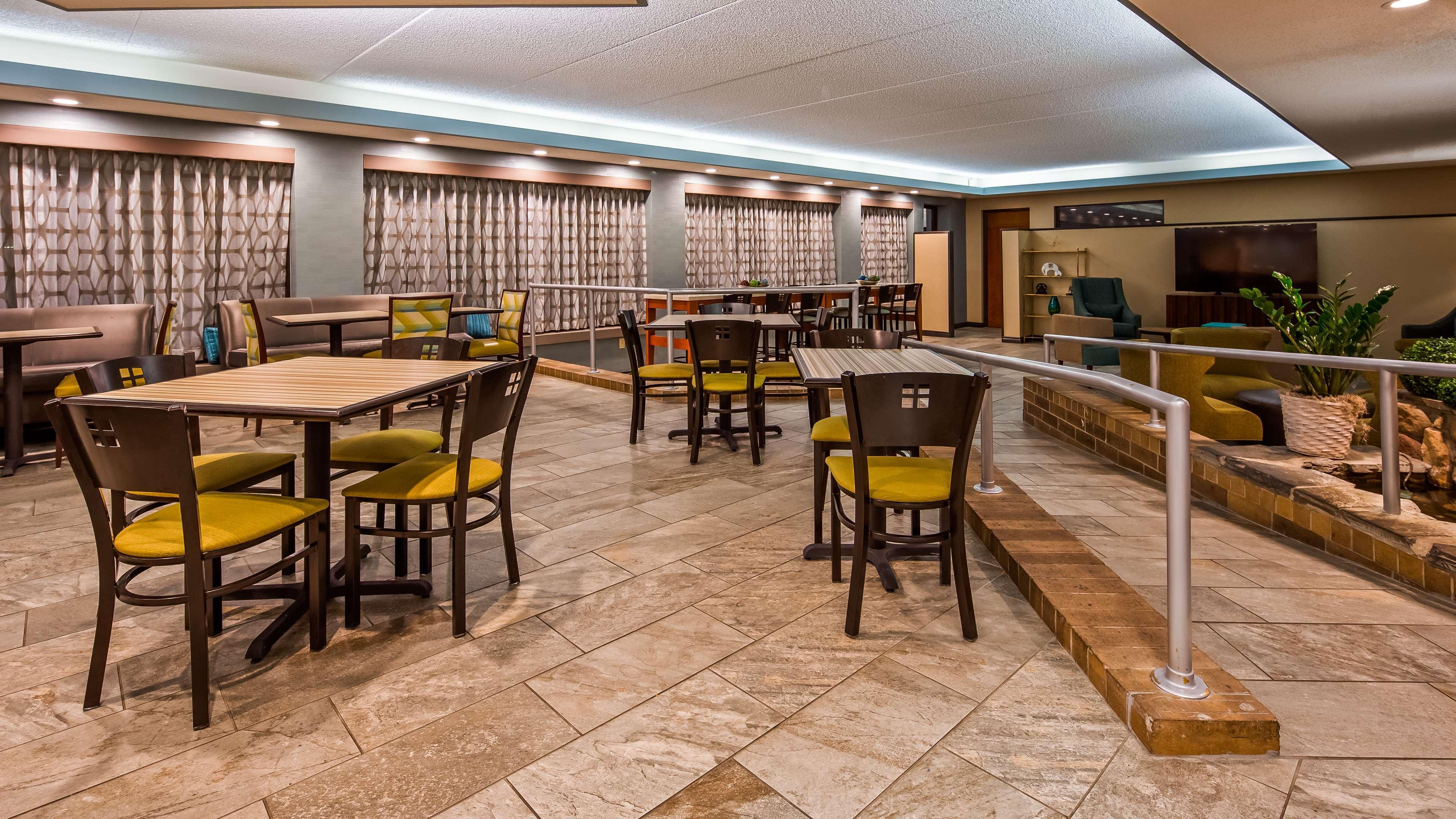 Best Western Warren Hotel Экстерьер фото