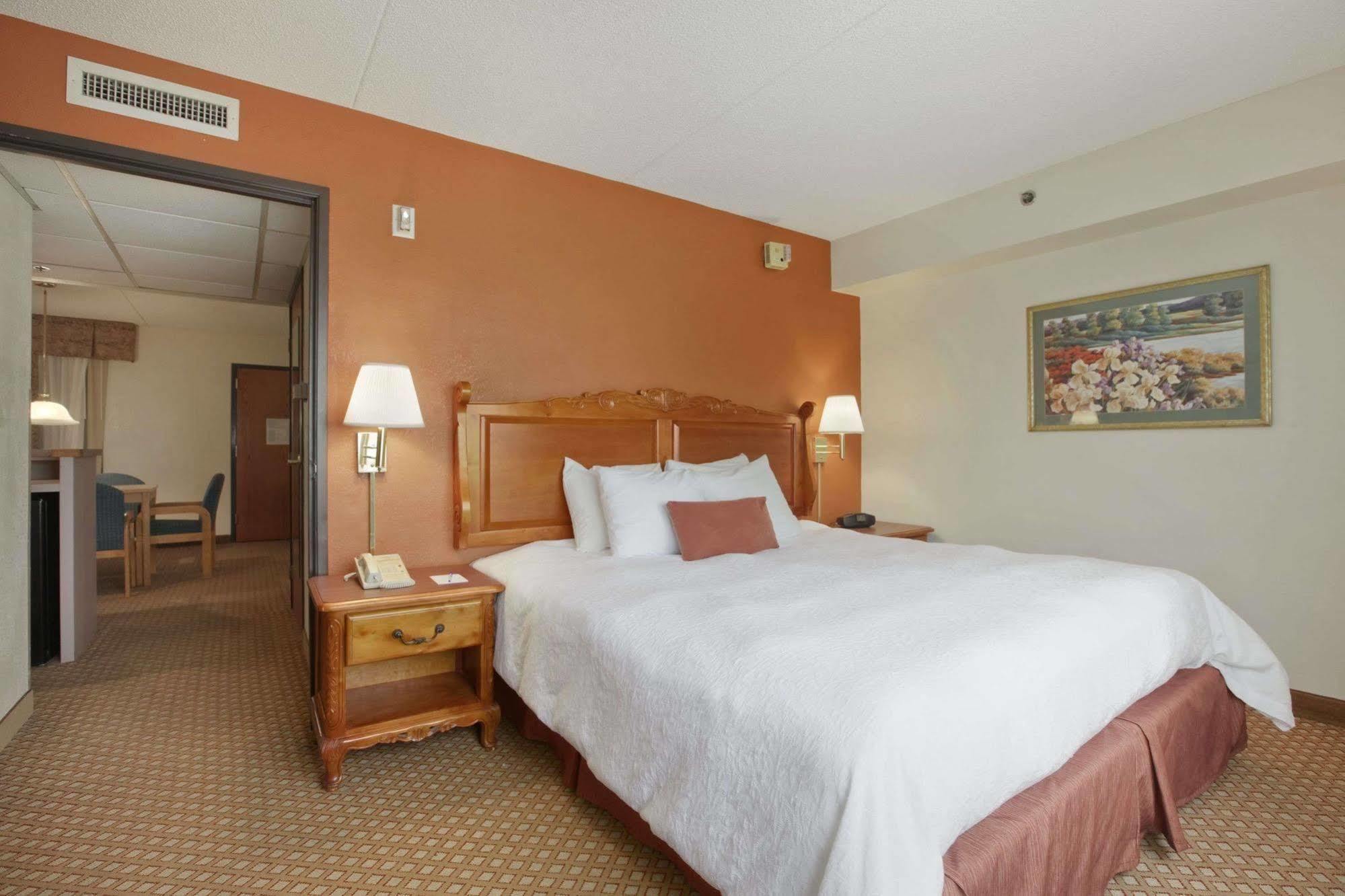 Best Western Warren Hotel Экстерьер фото